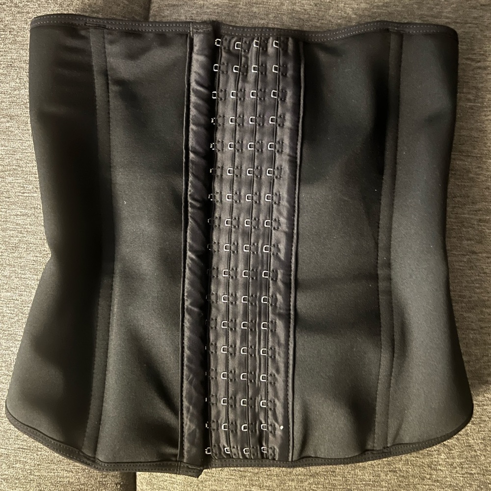 Waist Trainer